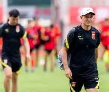 关于米齐亚球队主教练谈未来规划，承诺取得更好成绩的信息